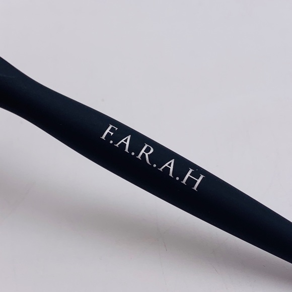NEW FARAH Brushes Straight 20FF Foundation Brush - Picture 8 of 8